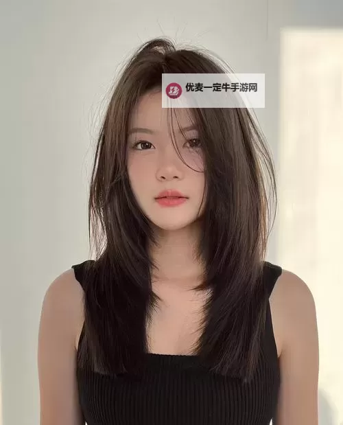 打造完美比例：长脸发型设计全攻略图2