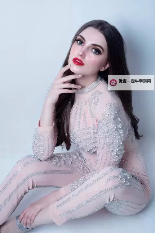 揭秘最大胆欧美人体：打破传统的先锋视觉盛宴图1