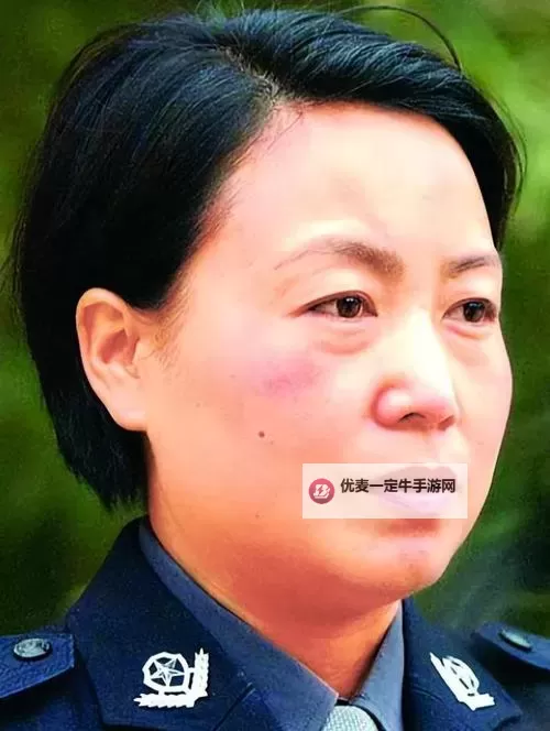 走近女局长：她的坚韧与智慧图1