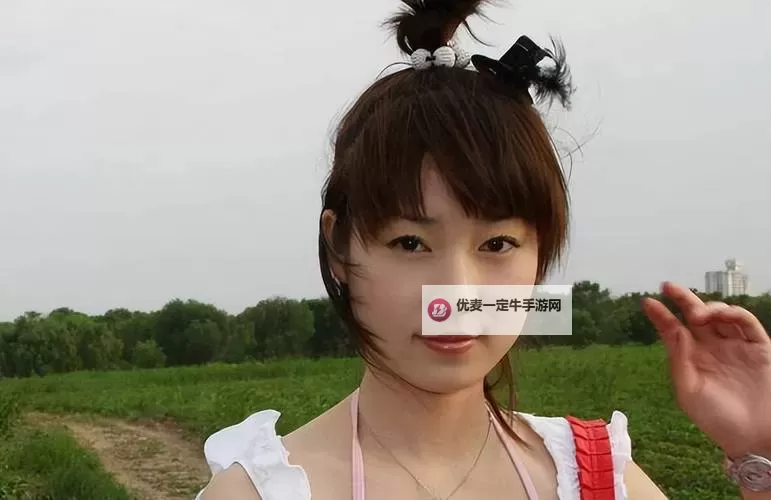 张筱雨的图片欣赏:迷人风采与艺术魅力的完美呈现图1