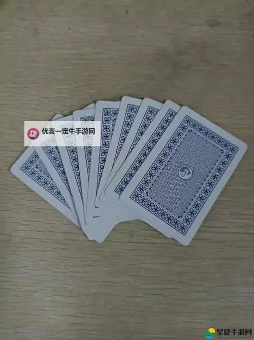 震撼来袭：又疼又叫的打扑克视频揭秘欢乐瞬间图1