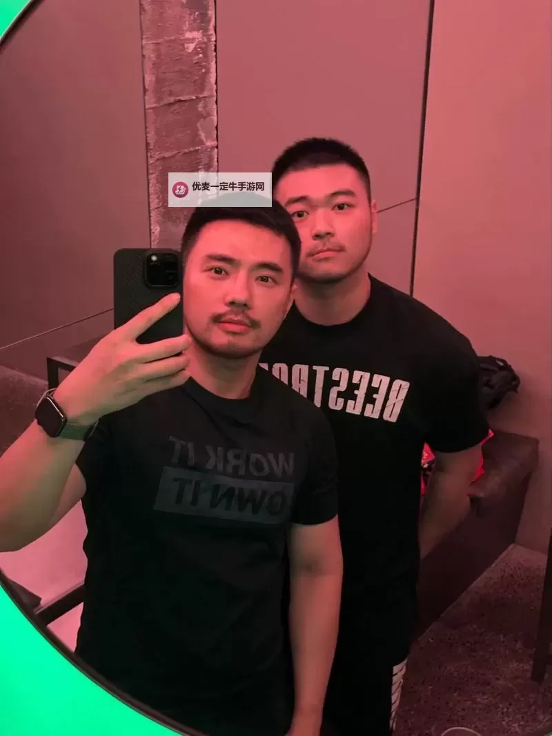 探索中国GAY男男GAYGAY：多元文化下的真实生活与情感故事图1