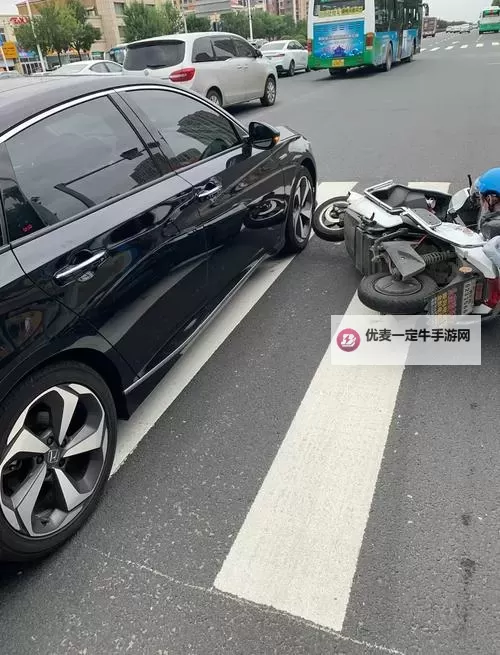 纪实悬疑：在车里被撞了八次高A的真相揭晓图1